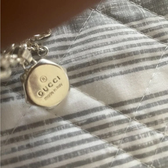 Gucci authentic necklace - Picture 2 of 5